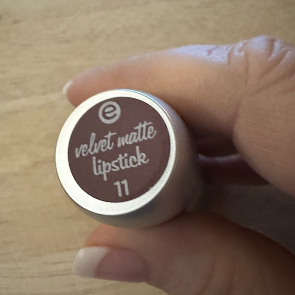 New in Package -Various Make Up - Picture 6 of 12